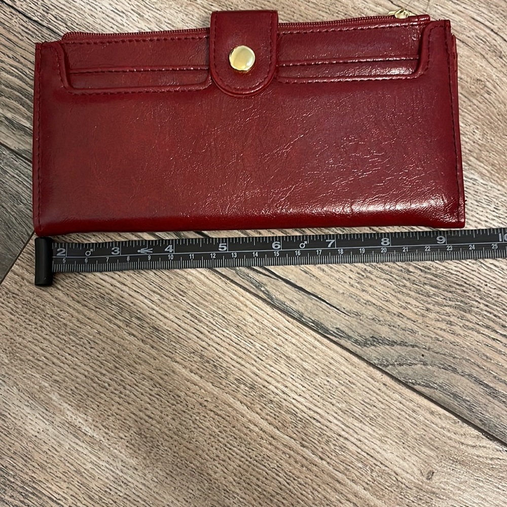 Time and Tru Red wallet